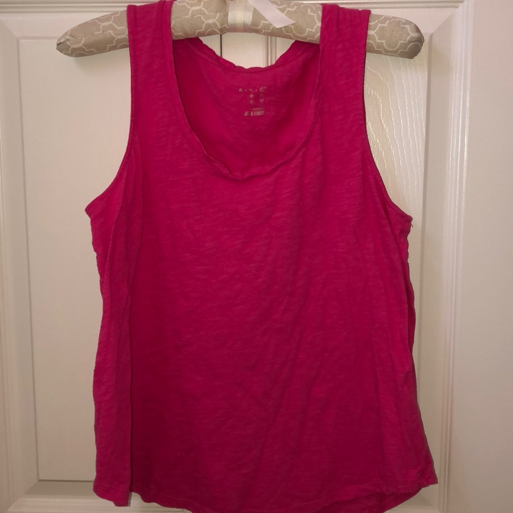 Pink tank top
